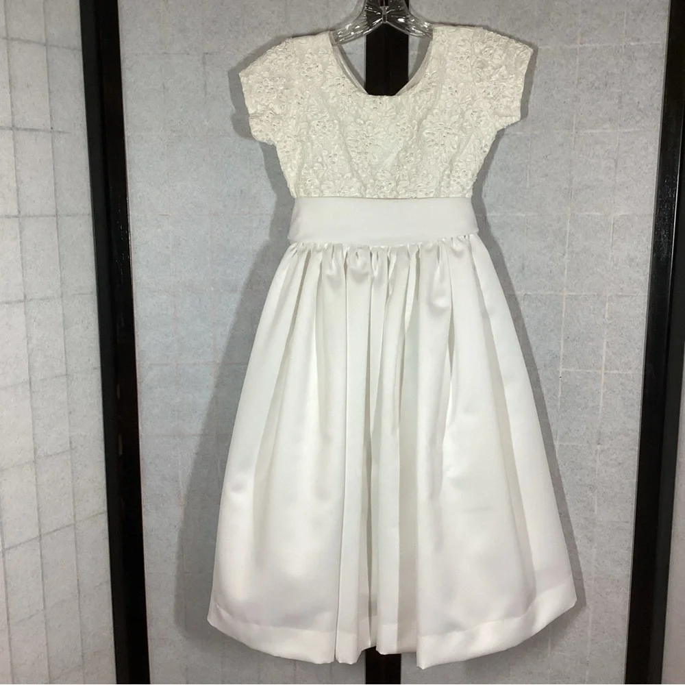 Girls Posies Formal Dress White Lace SeedPearl Satin Sash Crinoline Flower Girl